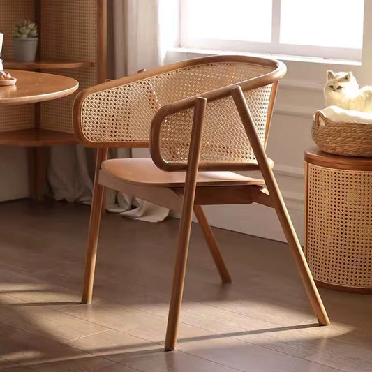 Vintage rattan round chair